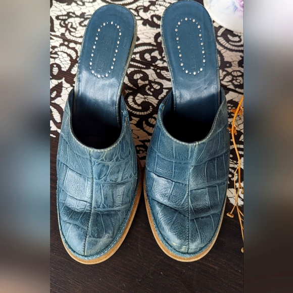 Shoes - Nine West Blue Crocodile Slip on Leather Sandal